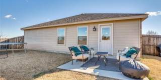 1606 Meadow Creek Drive Gallery 25