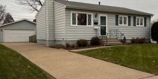 Spacious 3 Bedroom, 2 Bath Home Spacious 3 Bedroom, 2 Bath Home Gallery 1
