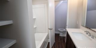 9100 Nash Avenue Gallery 21