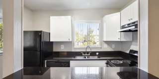 Club at Charter Pointe Gallery 10