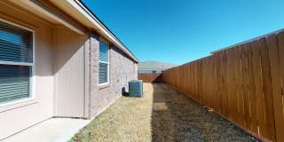 2 WEEKS FREE!!!!  NOW ONLY $1395 NO CARPET DUPLEX IN HARKER HEIGHTS!!!! Gallery 3