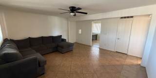 2 Bedroom 2 Bath Condominium in Great Location Gallery 4