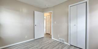 Newly Updated 2 Bed Ranch with Private Backyard Gallery 8