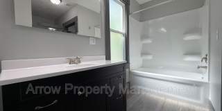 2434 W Gallery 8
