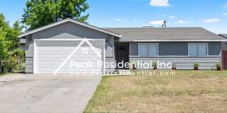 Updated 4bd/2ba North Sacramento Home with 2 Car Garage Gallery 1