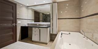 19216 Fisher Island Dr Gallery 31