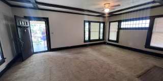 Adorable 2 Bedroom 1 Bathroom Gallery 5