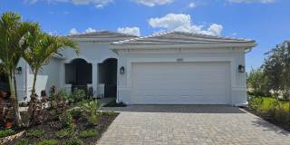 Beautiful Seasonal Englewood Villa- DOG FRIENDLY - new construction with Community Pool! – Located minutes from Englewood Beach, Hospital, & YMCA! Gallery 1