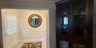 Room in 5 Bedroom Home in College Park Gallery 17