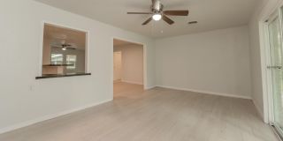 4505 UNIVERSITY AVENUE Gallery 12
