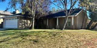 4 bedroom with a/c in City Of Tehachapi Gallery 1