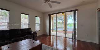 2557 Centergate Dr Gallery 16