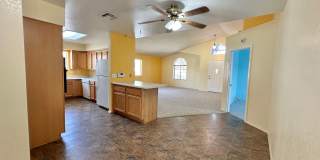 Great 3 Bedroom, 2 Bathroom Home in Quiet Neighborhood! Gallery 13