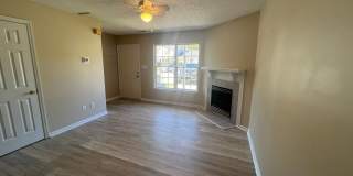 Beautiful 2 bedroom 2.5 bath town house located off Piney Green Road Gallery 5