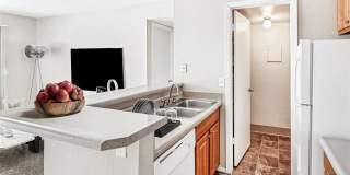 James Pointe Apartments Gallery 60
