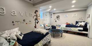 3616 N Bosworth Avenue Gallery 17