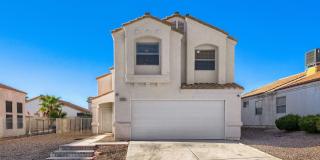 Spacious 4-Bed Home | NO HOA Spacious 4-Bed Home | NO HOA Gallery 1