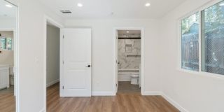 5423 Ash Street 1/2 Gallery 11
