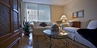Charming 2 Bedroom-No Broker Fee Gallery 7