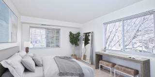 Fairfax Square Gallery 7