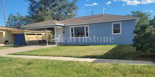1012 East Brazos Street Gallery 1