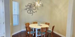 Seasonal Short-Term 4 Bedroom 3 Bathroom Heated Pool Home located in Venetian Golf & River Club! Gallery 35