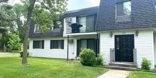 2 bed, 1 bath Condo Gallery 1