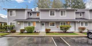 Cozy Bothell Townhome Gallery 1