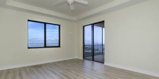 PET FRIENDLY UNFURNISHED ELEVATED PENTHOUSE LIVING WITH PRIVATE ELEVATOR Gallery 25