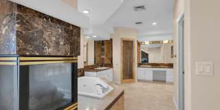 Beautiful Summerlin home in a gated community. Gallery 11
