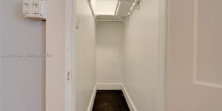 4600 NE 1st Ave Gallery 25