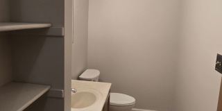 2322 W. Chestnut Gallery 11