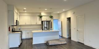 140 Farmhouse Drive Gallery 4