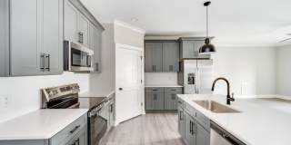 112 Mozart Lane - 2301 1559sf 3BD/2BA Gallery 3