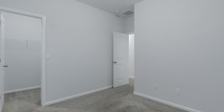 1492 AUTUMN PINES Drive Gallery 26