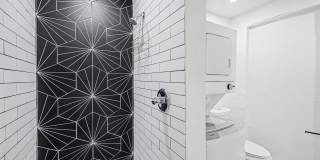 4 weeks of free rent! - Studio Near Grand Canyon University with washer/dryer! Gallery 14