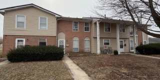 6881-6887 Emerald Ave Gallery 1