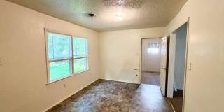 122 Meadowbrook St Gallery 4