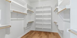 1834 East Fiji Street Gallery 9