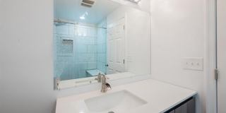 129 MERIDIAN Boulevard Gallery 24
