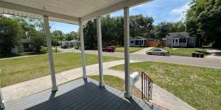 Adorable 2/1 Bungalow in Murray Hill Ready Now! Gallery 5