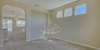 Beautiful 4 BD 2 BA Lincoln Home Gallery 5