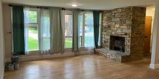3 BR/3 BA Home with Large Yard Gallery 10