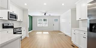 127 Perry Street Gallery 8