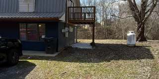 Knoxville 37938 - 2 bedroom, 1 bath - Contact Susan Niedergeses (865) 300-4722 Gallery 1