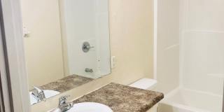 Great Home With Large Yard Gallery 11