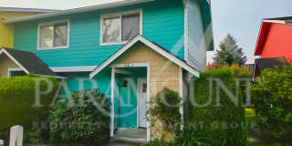Fully Transformed End Unit in Downtown Poulsbo Gallery 1