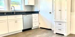 AVAILABLE SEPTEMBER 1ST - Beautiful, Spacious and Renovated Brighton/Oak Square 3 Bed Duplex.  NO BROKER FEE!!! Gallery 15