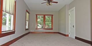You need to see this beautiful home in Maryville City Gallery 9