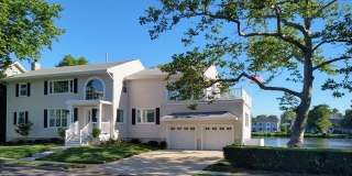 400 Ocean Road Gallery 3